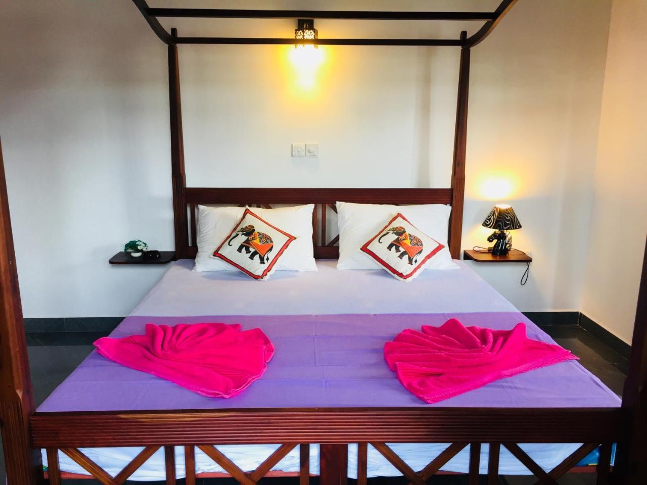 Sanjula Apartments Hikkaduwa Dış mekan fotoğraf