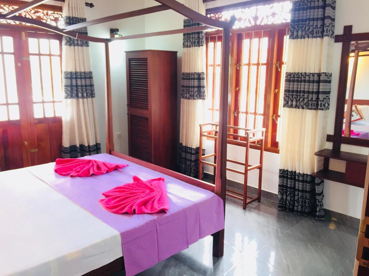 Sanjula Apartments Hikkaduwa Dış mekan fotoğraf