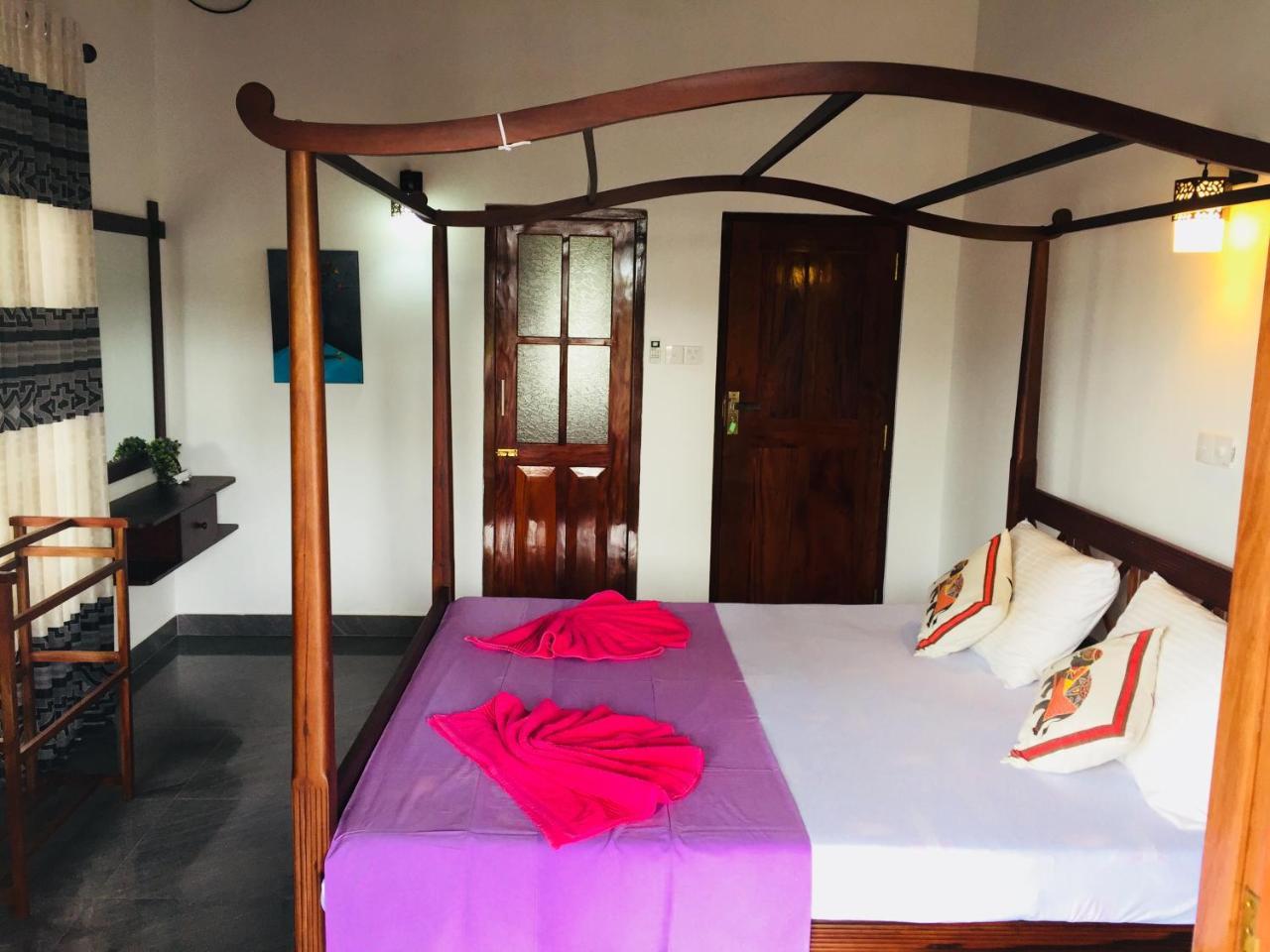 Sanjula Apartments Hikkaduwa Dış mekan fotoğraf