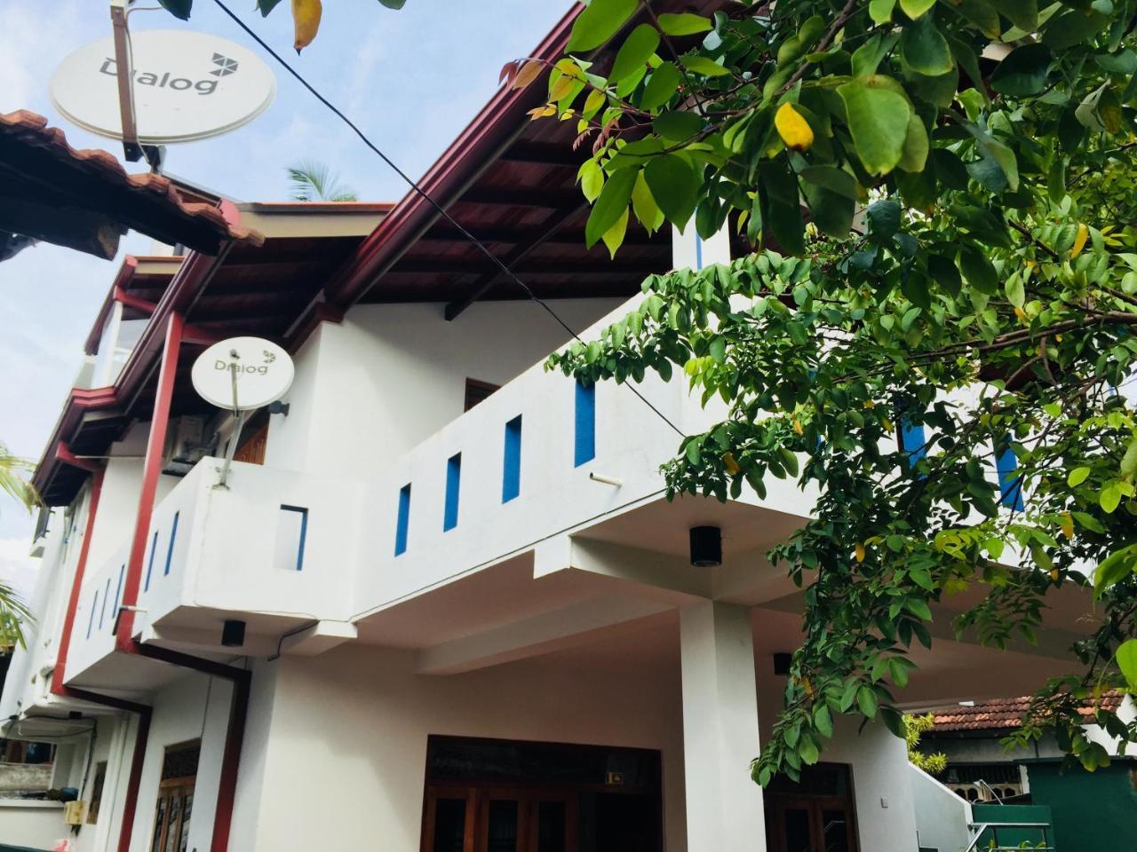 Sanjula Apartments Hikkaduwa Dış mekan fotoğraf